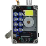 Portable Hand Crank Generator - 1-5W Emergency Power with LED Light & Ignition